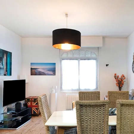 Maison Cosy Proche Lac Et Plages Casa vacanze *